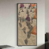 لوحة فنية جدارية مودرن بألوان دافئة وتصميم زهور، مع علاقات لتعليق العبايات.
