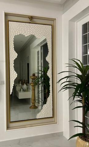 مرايا كلاسيك بتصميم الجبسيات المبتكرة