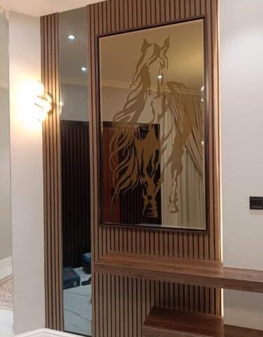 رسم على مرايا كلاسيك